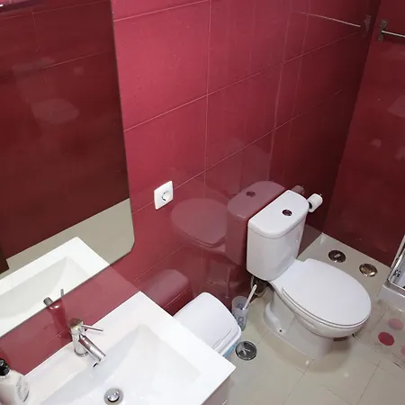 Bedroom Orange Homestay *